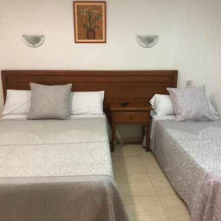 Olías del Rey Hostal 82 מראה חיצוני תמונה