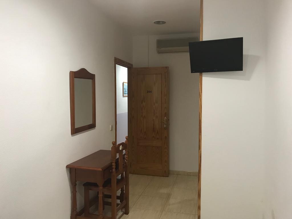 Olías del Rey Hostal 82 מראה חיצוני תמונה