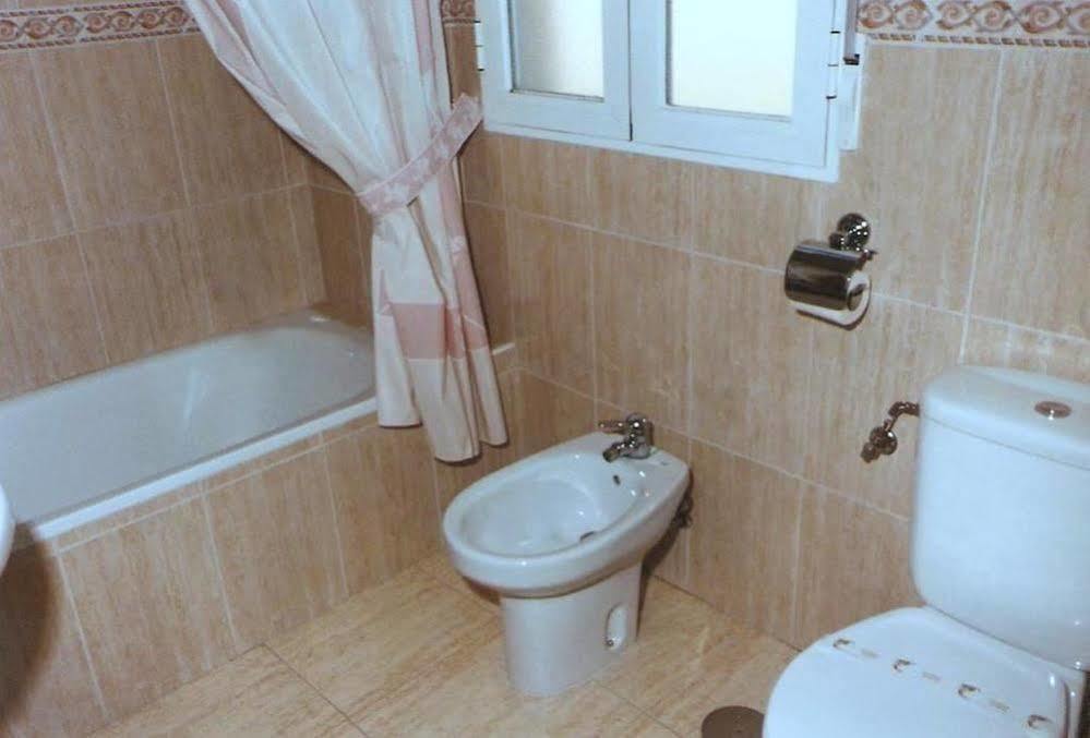 Olías del Rey Hostal 82 מראה חיצוני תמונה